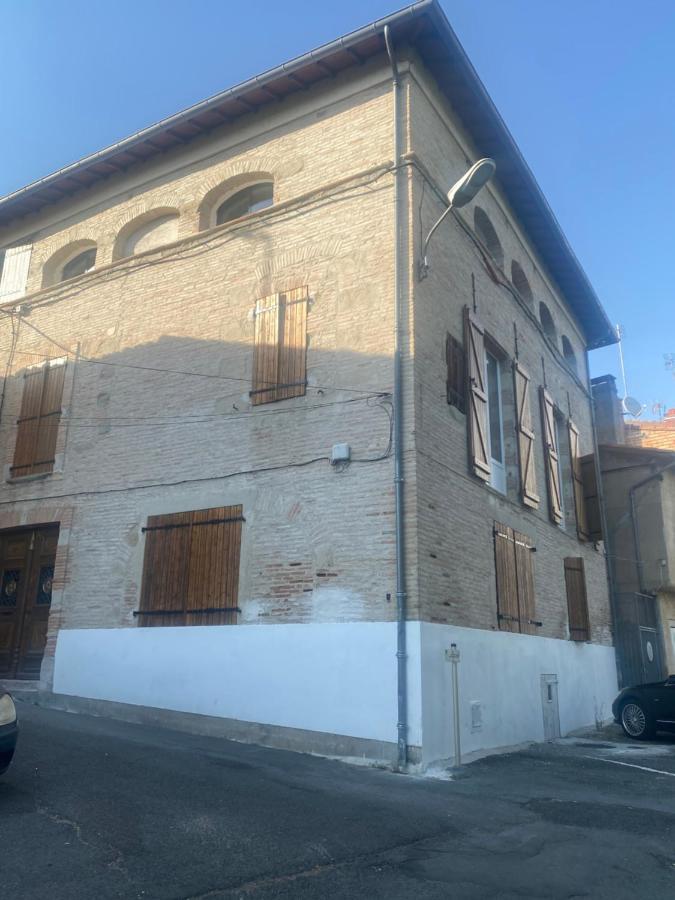Appartement Du Chateau Graulhet Esterno foto